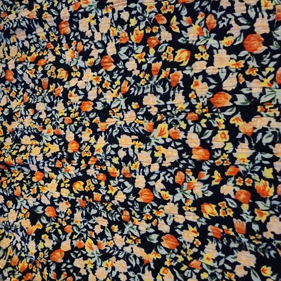 Lily Rose Smocked Body Floral Romper - Picture 8 of 10